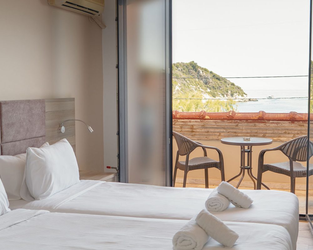 La Grotta Hotel