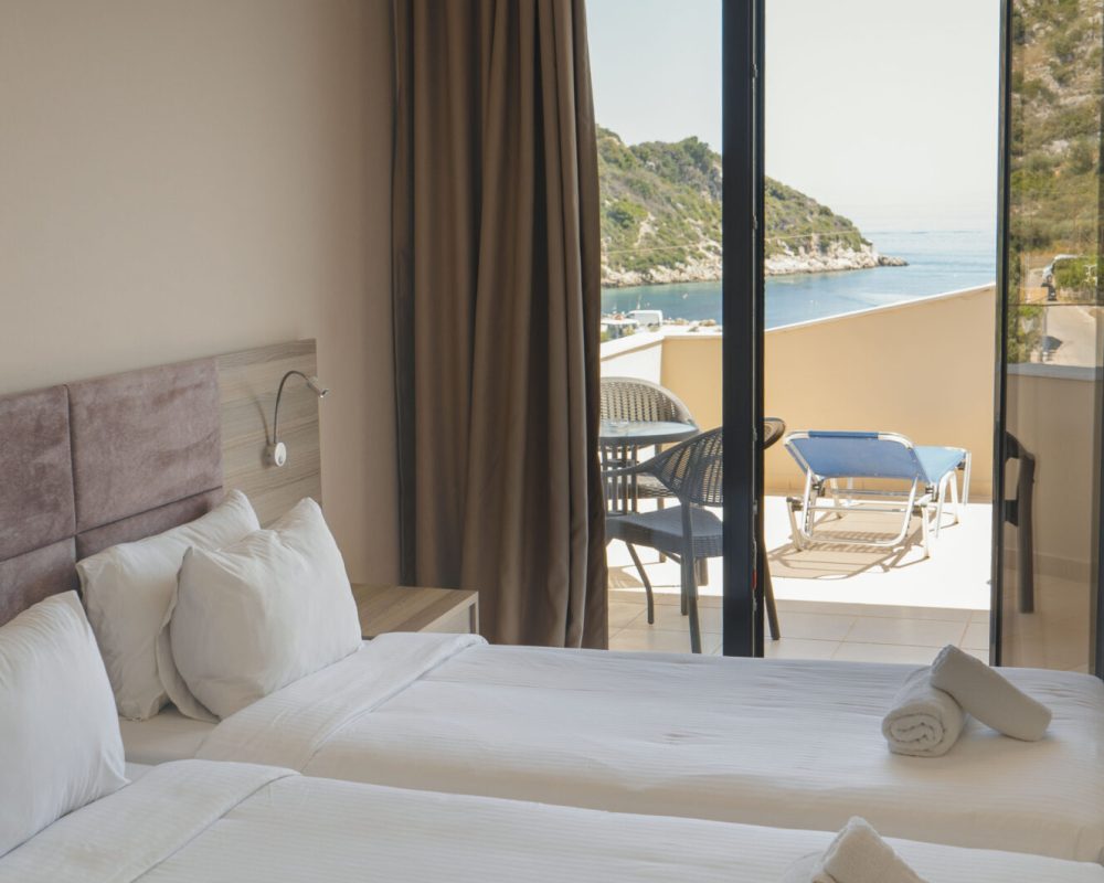 La Grotta Hotel